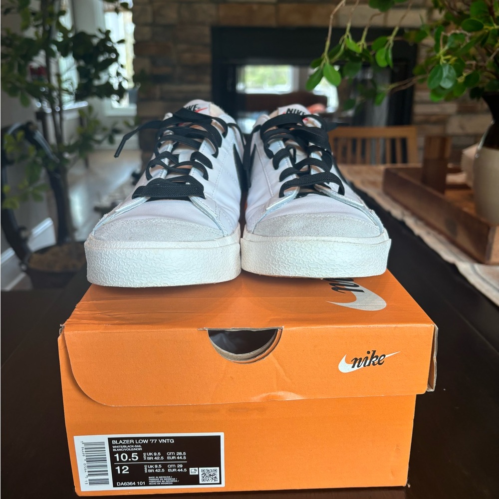 Nike Blazer Low '77 Vintage White Sneakers